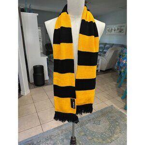 NWT Beechfield Unisex knit scarf yellow black steelers Charlie brown harry potte